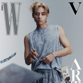 Photo Magazine : W VOLUME 9 (BTS V)